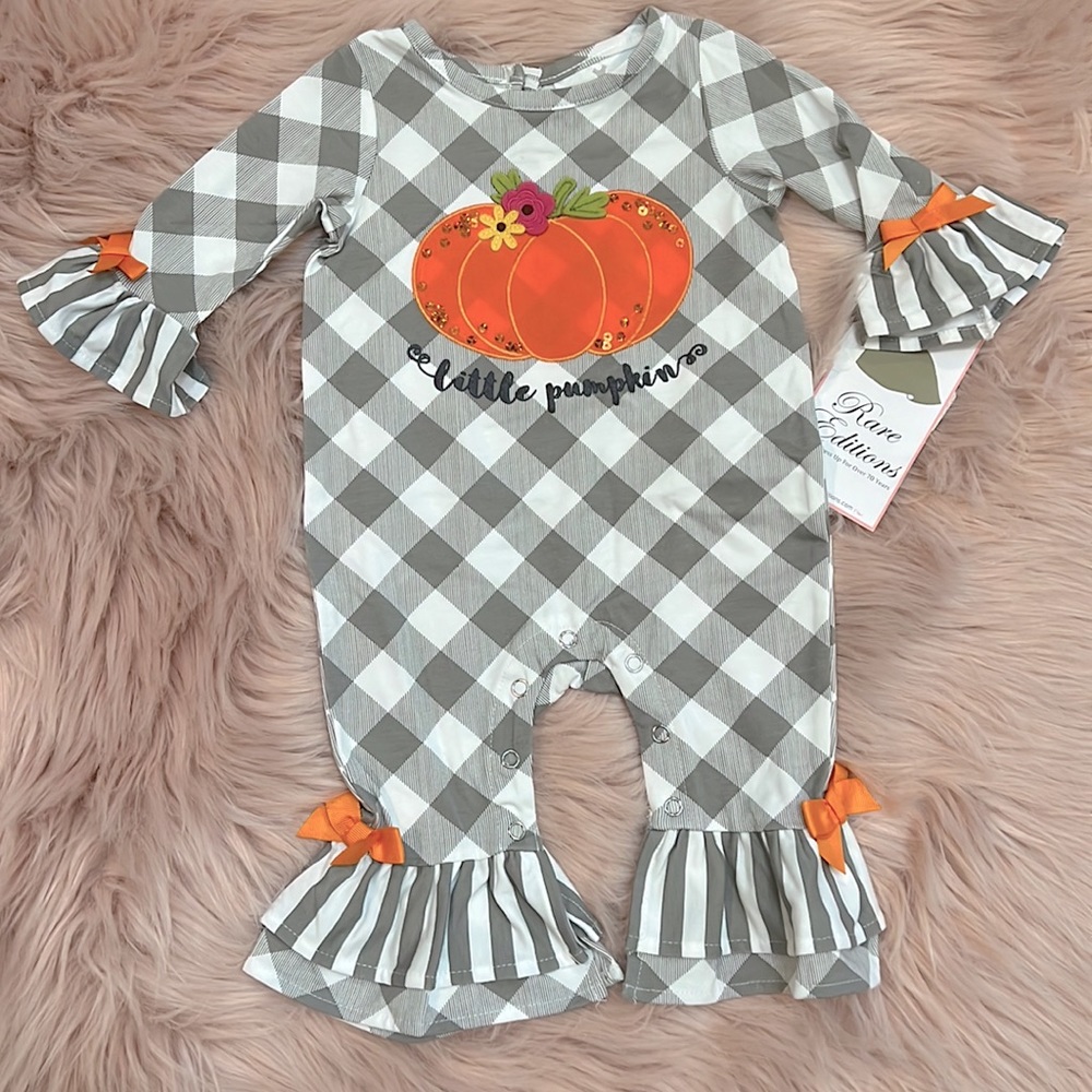 NWT… Infant Rare Editions 3month Pumpkin Outfit